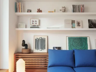 a-70m2-attic-apartment-in-barcelona-with-built-in-furniture-design-milk